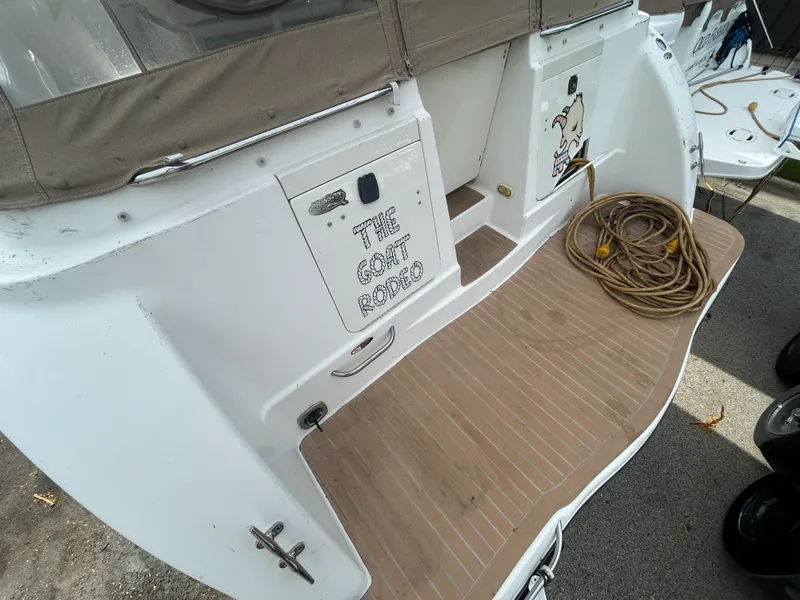 Slide: The Image of Maxum 3300 SCR 2000 - 7