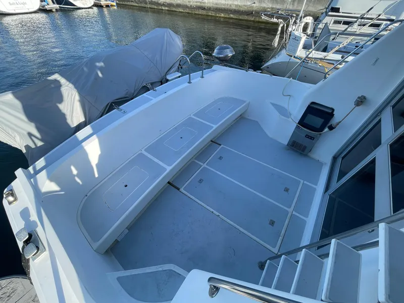 Slide: The Image of Sea Hawk Sedan 1986 - 54