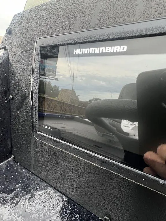 Slide: The Image of Humminbird Helix 5 fish finder on 2023 Crestliner XF 179 boat. - 8