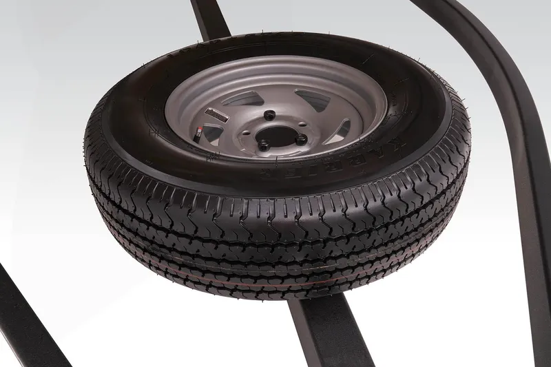 Slide: The Image of Sun Tracker Bass Buggy 18 DLX 2023 - 12