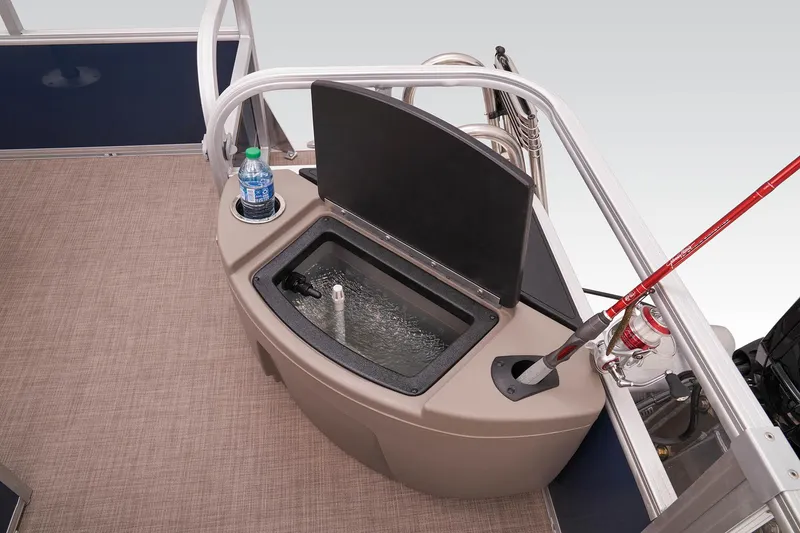 Slide: The Image of Sun Tracker Bass Buggy 18 DLX 2023 - 28