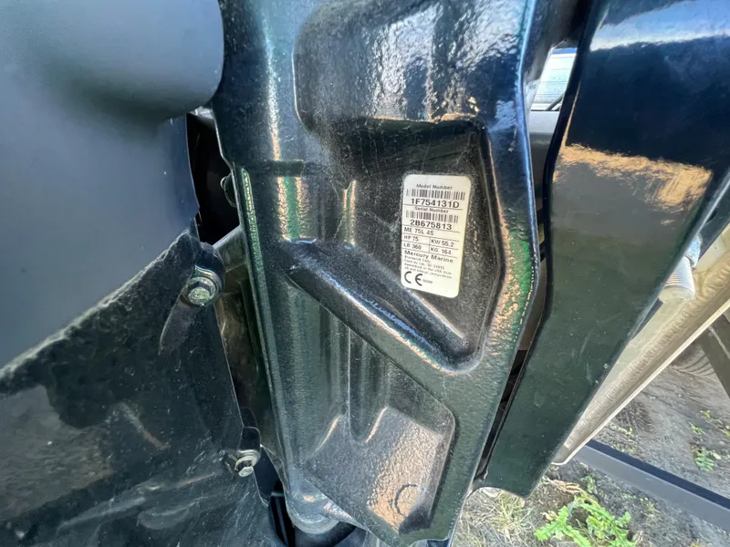 Slide: The Image of Close-up of the 2019 Sun Tracker Party Barge 18 DLX engine mount. - 10