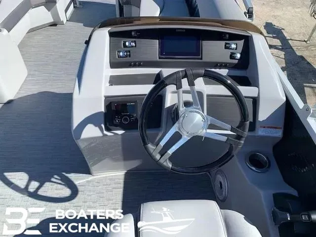 Slide: The Image of Bennington 22LSB 2023 - 8