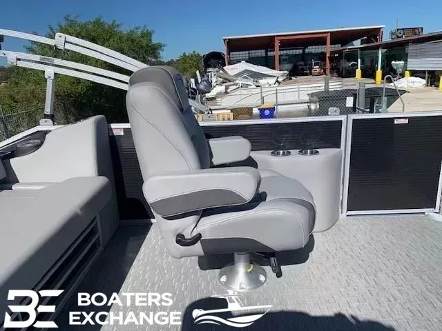 Slide: The Image of Bennington 22LSB 2023 - 9