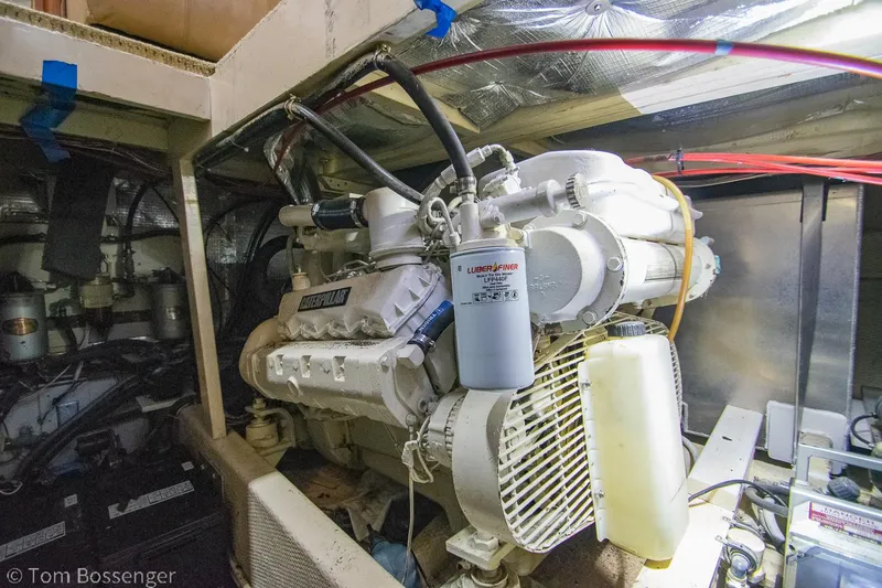 Slide: The Image of Chris-Craft Corinthian 1986 - 69