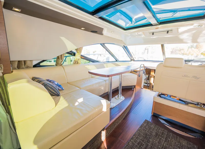 Slide: The Image of Sea Ray Sundancer 510 2015 - 51