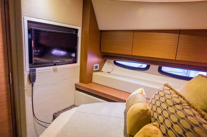 Slide: The Image of Sea Ray Sundancer 510 2015 - 56