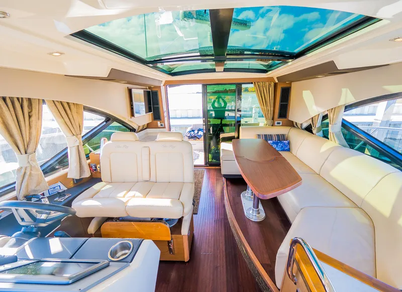 Slide: The Image of Sea Ray Sundancer 510 2015 - 72