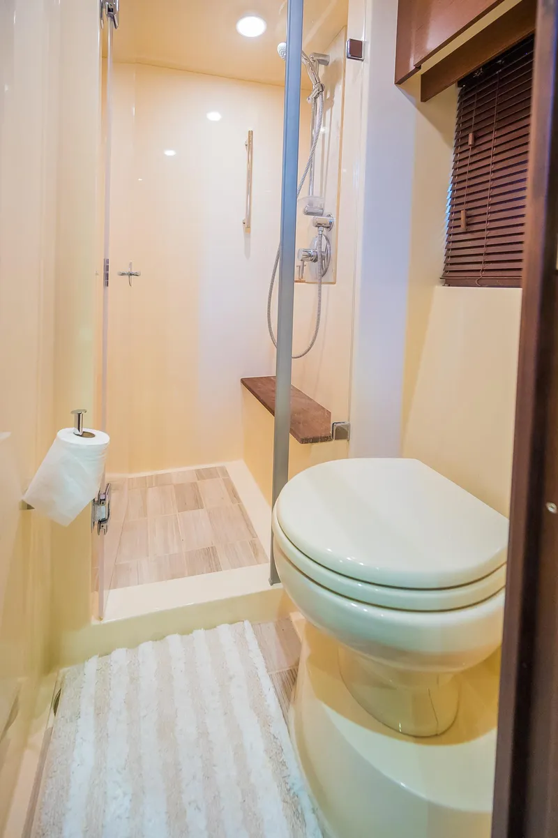 Slide: The Image of Sea Ray Sundancer 510 2015 - 76