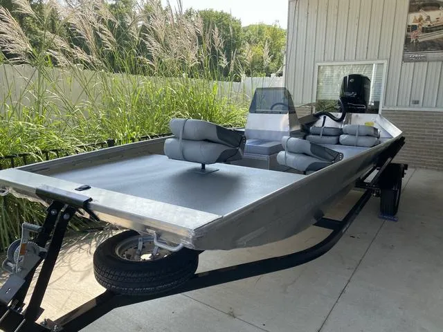 The Image of Southfork 1752 Jet Boat 2026 - 1