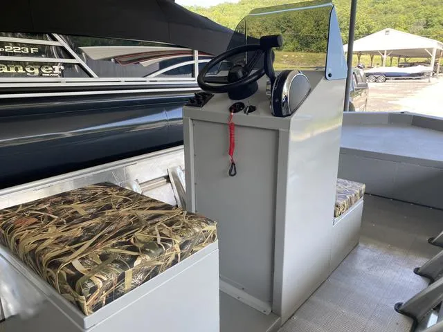 Slide: The Image of Southfork 1752VF Center Console 2026 - 3