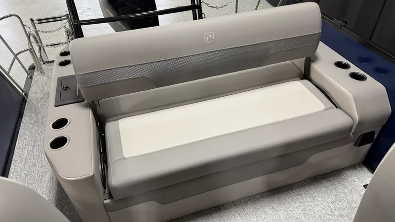 Slide: The Image of Premier 210SUNSATION 2027 - 49