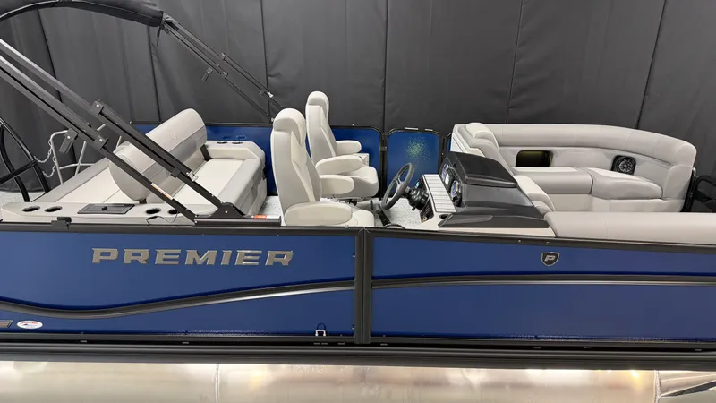 Slide: The Image of Premier 210SUNSATION 2027 - 5