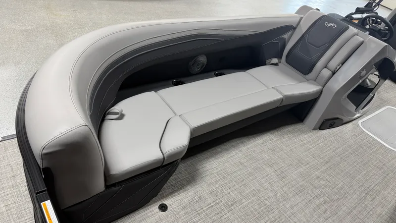 Slide: The Image of Barletta CABRIO24UC 2027 - 11
