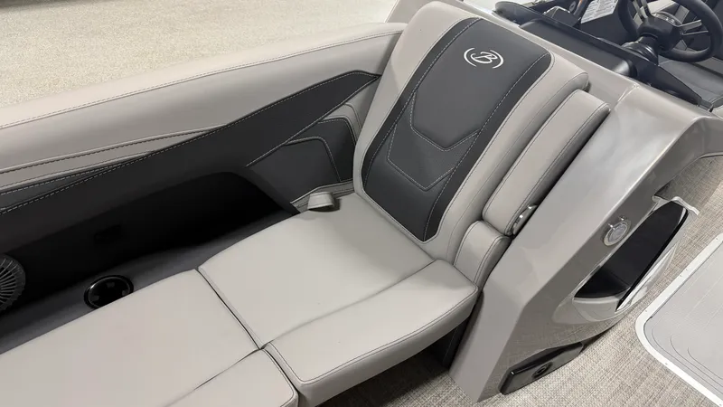 Slide: The Image of Barletta CABRIO24UC 2027 - 18