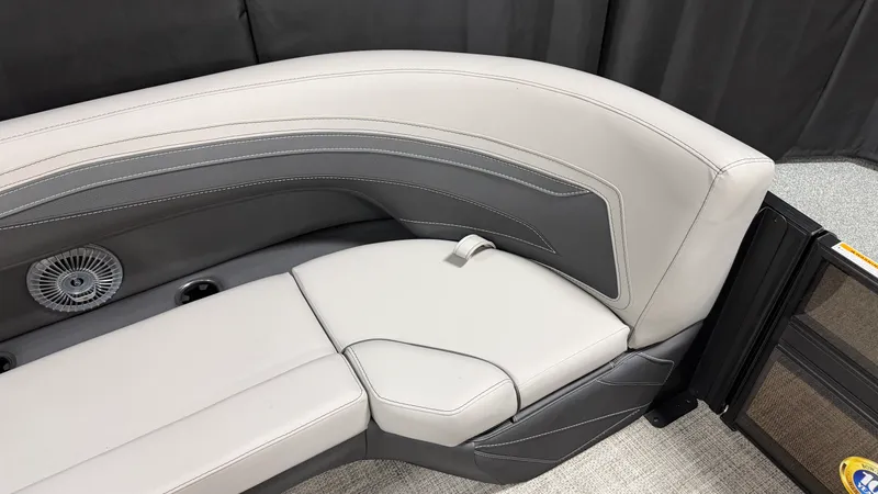 Slide: The Image of Barletta CABRIO24UC 2027 - 23