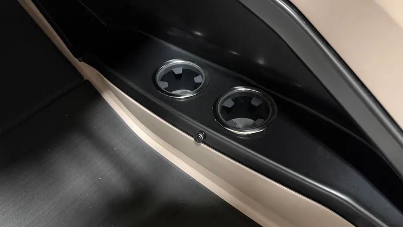 Slide: The Image of Barletta CABRIO22UC 2027 - 50