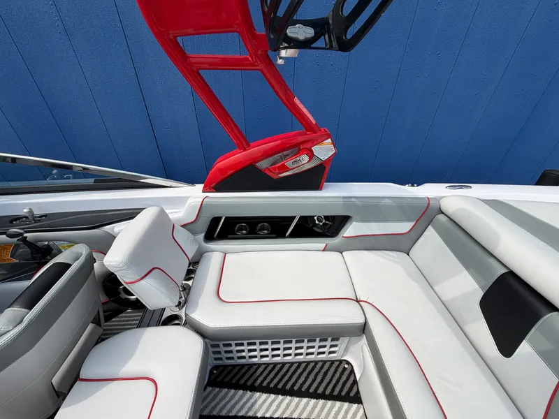 Slide: The Image of Nautique Super Air Nautique 230 2013 - 21