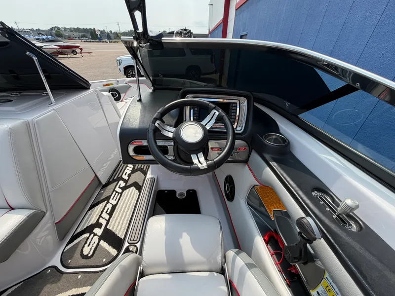 Slide: The Image of Nautique Super Air Nautique 230 2013 - 33