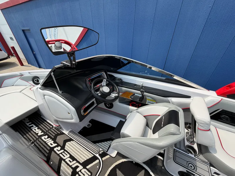 Slide: The Image of Nautique Super Air Nautique 230 2013 - 30