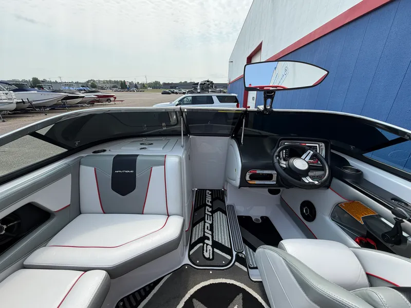 Slide: The Image of Nautique Super Air Nautique 230 2013 - 35