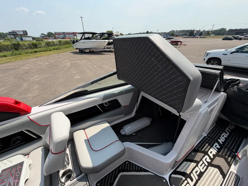 Slide: The Image of Nautique Super Air Nautique 230 2013 - 27