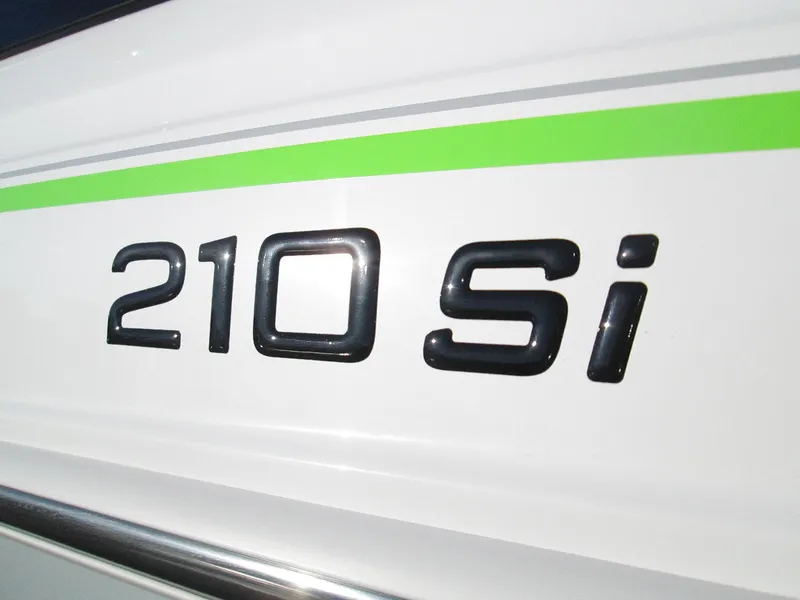 Slide: The Image of 2023 Tahoe 210 Si Limited boat model emblem - 10