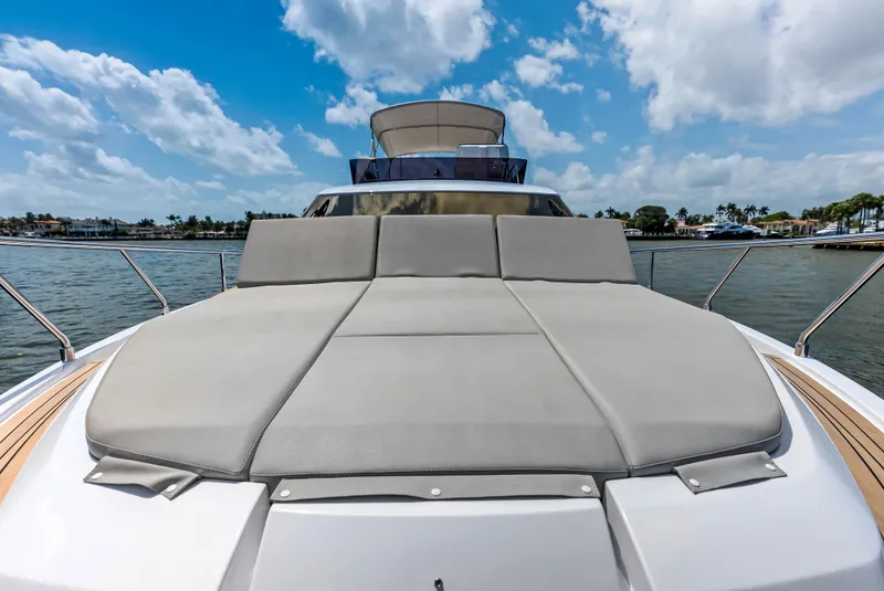 Slide: The Image of Ferretti 500 2026 - 10