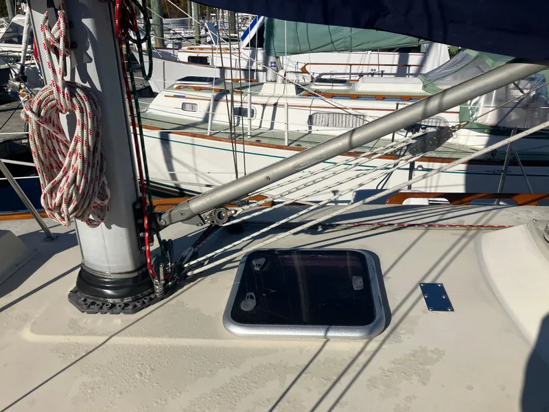 Slide: The Image of Deck of 1989 Pearson 39-2 sailboat with rigging and hatch. - 6