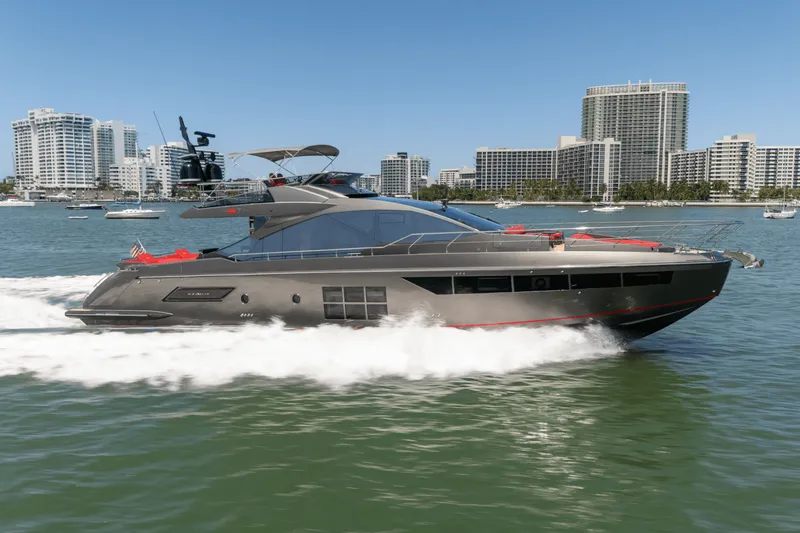 Slide: The Image of Azimut S7 2019 - 11