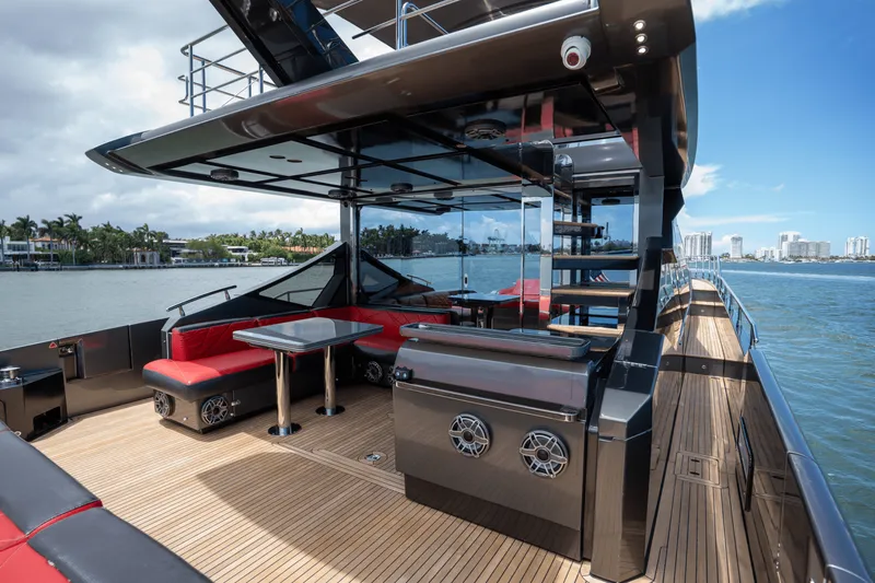 Slide: The Image of Azimut S7 2019 - 58