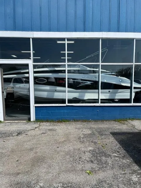 Slide: The Image of Crownline Boats E235 2023 - 3