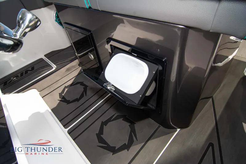 Slide: The Image of Interior of 2022 Fountain 32 NX with stylish design. - 41