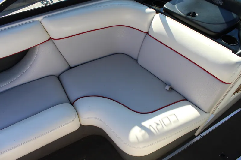 Slide: The Image of Malibu Sunscape 21 LSV 2003 - 10