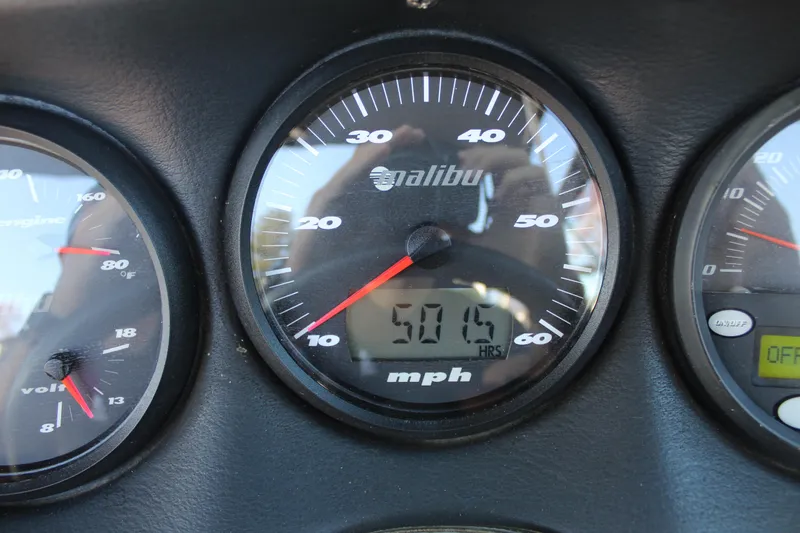 Slide: The Image of Malibu Sunscape 21 LSV 2003 - 13