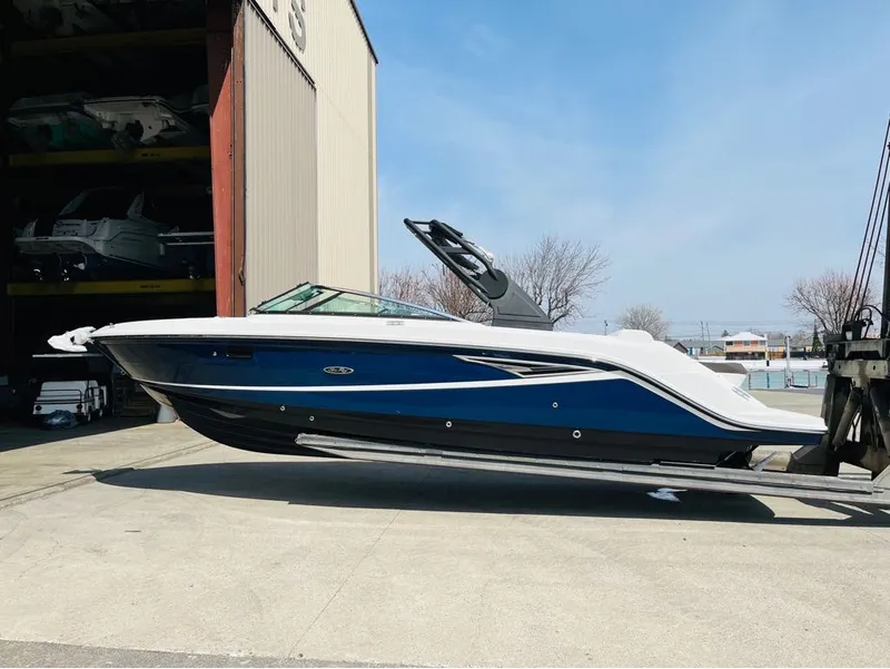 Slide: The Image of Sea Ray 280 SLX 2023 - 1