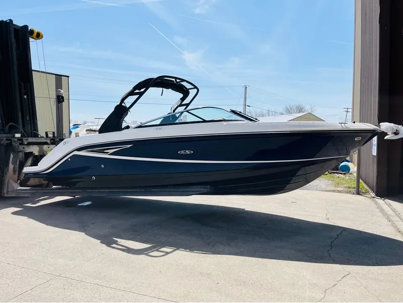 The Image of Sea Ray 280 SLX 2023 - 0