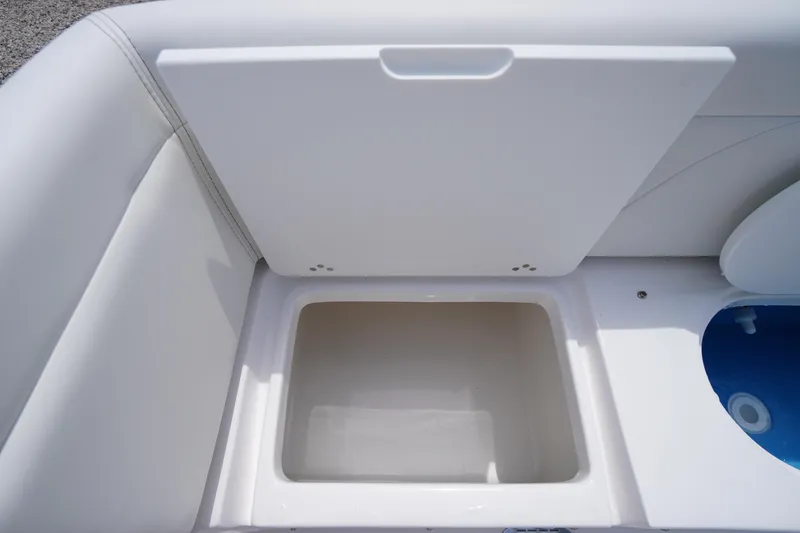 Slide: The Image of Tidewater 232 SS 2026 - 56