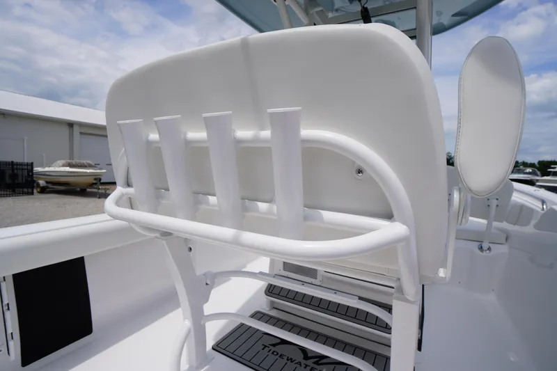 Slide: The Image of Tidewater 232 SS 2026 - 64