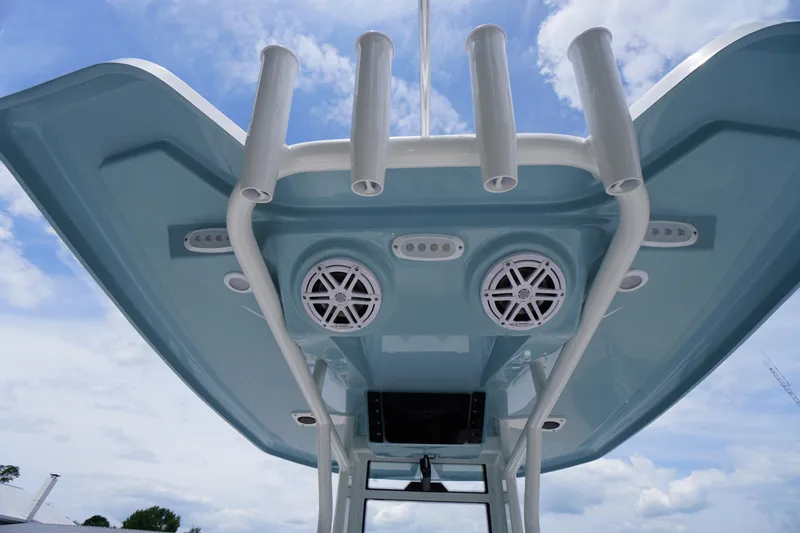 Slide: The Image of Tidewater 232 SS 2026 - 68