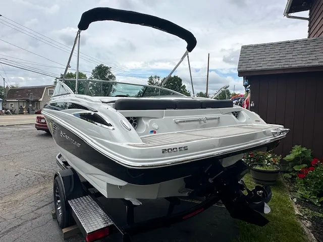 Slide: The Image of Crownline Boats 200 SS 2024 - 29