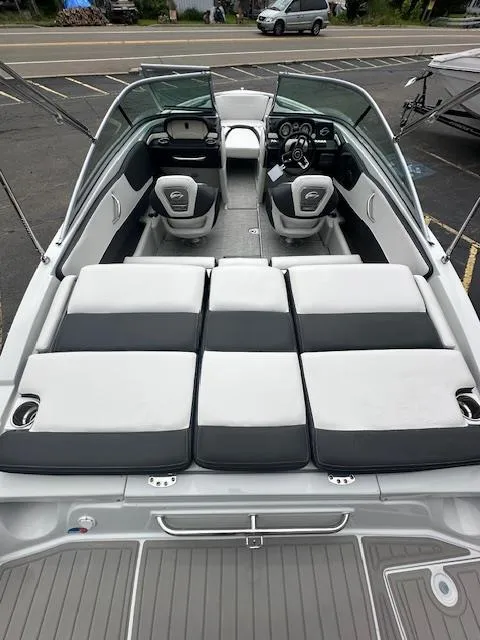 The Image of Crownline Boats 200 SS 2024 - 0