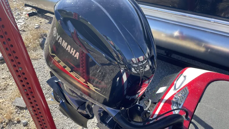 Slide: The Image of Skeeter FX20 Limited Edition 2019 - 17