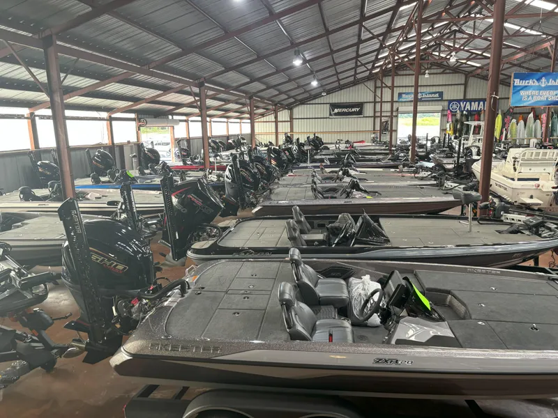 Slide: The Image of Skeeter FX20 Limited Edition 2019 - 18