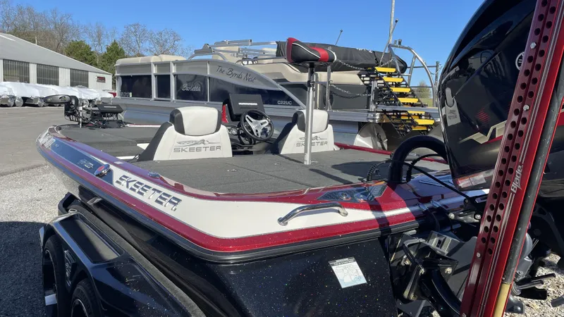 Slide: The Image of Skeeter FX20 Limited Edition 2019 - 3