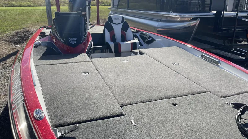 Slide: The Image of Skeeter FX20 Limited Edition 2019 - 6