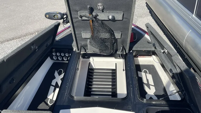 Slide: The Image of Skeeter FX20 Limited Edition 2019 - 7