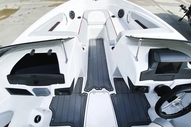 Slide: The Image of 2023 Tahoe 210 Si Limited boat interior with sleek design and modern features. - 9