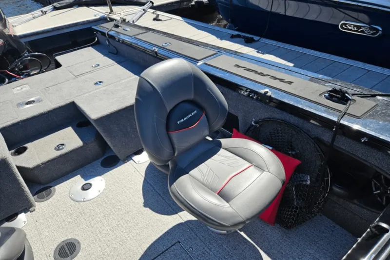 Slide: The Image of Sun Tracker TARGA V 18 2024 - 15