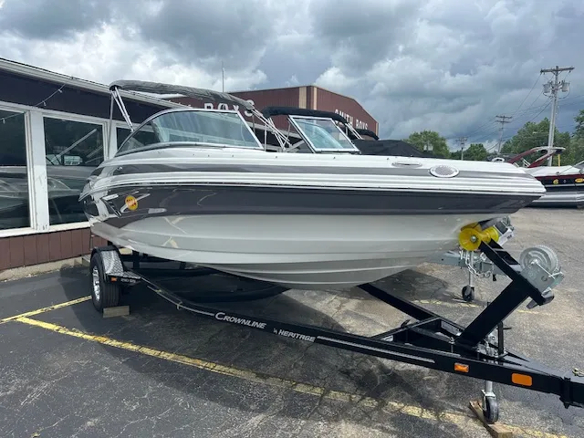The Image of Crownline Boats 210 SS 2024 - 0